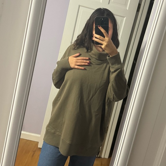 aerie Sweaters - Aerie Olive Green Turtleneck Sweater